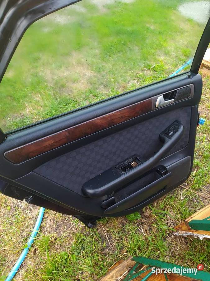 Drzwi audi a6 c5 lewy tyl sedan 25 tdi Ostrów Wielkopolski