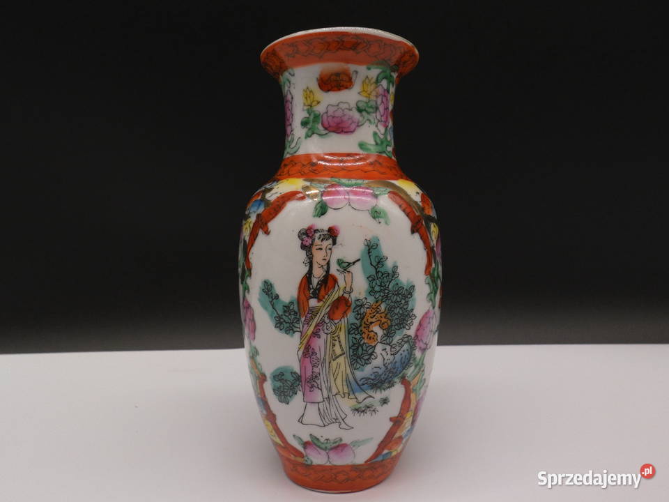Chiński wazonwazonik Porcelanowy Famille Rose wielkopolskie Raszków