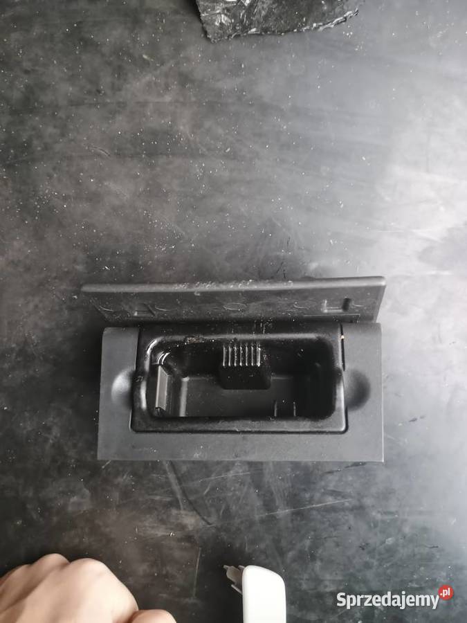 Popielniczka przednia Opel Vectra C Signum Wola Siennicka