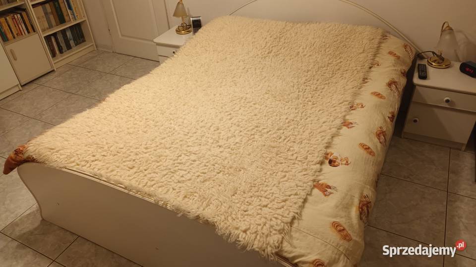 Narzuta na kanapę włochata małopolskie