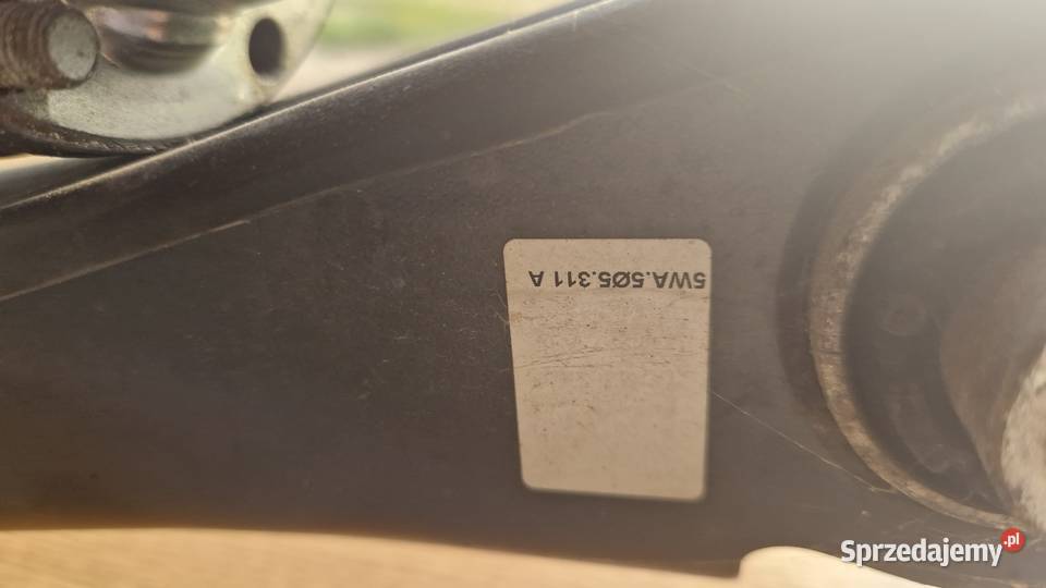 Sprzedam zwrotnice lewa tył audi s3 a3 8Y 5Q0 osobowe
