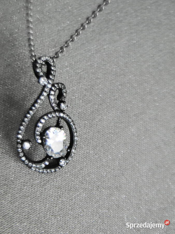 Srebro 925 Piękna zawieszka Warszawa
