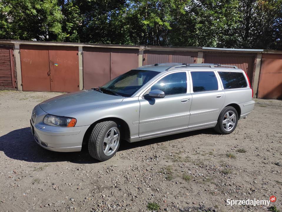 Volvo V70 24 D5 185 4x4 AWD HAK Ksenony Poznań