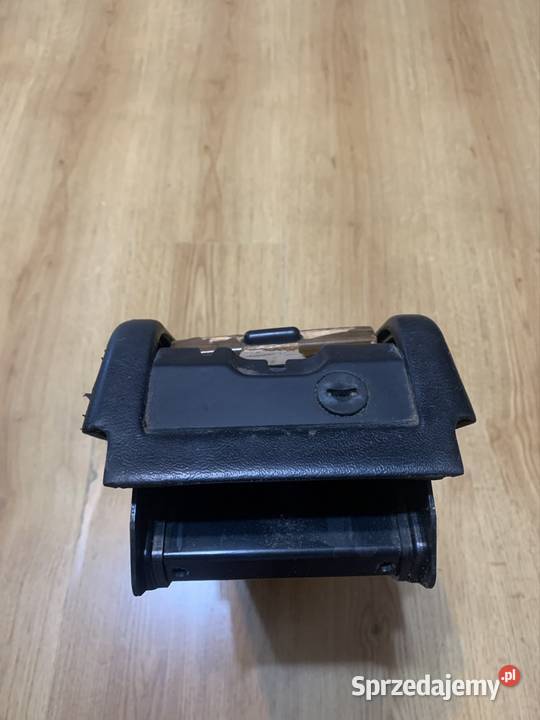 Schowek z roletka Mercedes benz w124