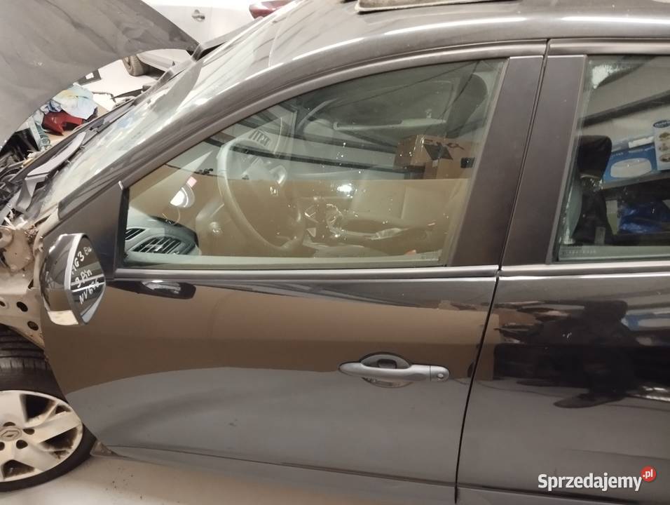 Drzwi lewy przód Megane III 3 NV676 osobowe