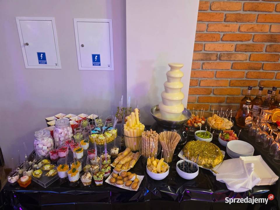 Ścianki balonowedekoracje stołówfontanna