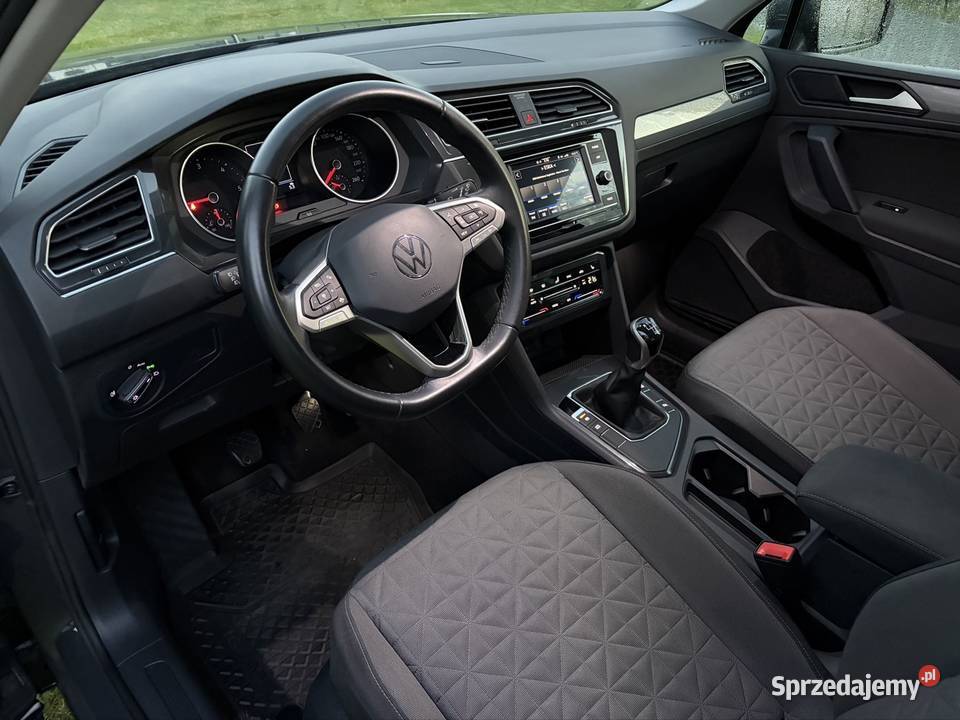 Volkswagen Tiguan 202223 Lekko uszkodzony Bełchatów