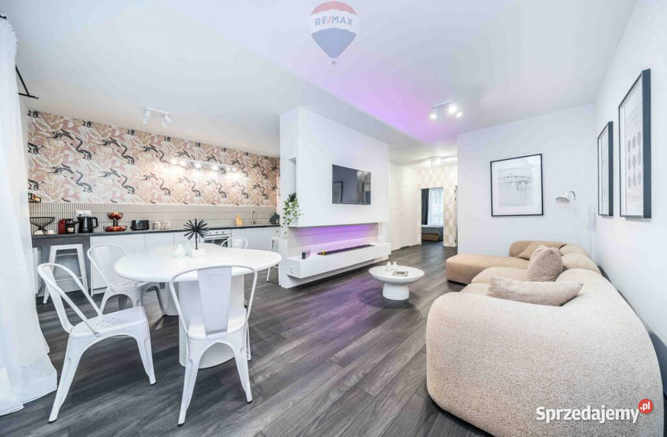 Ekskluzywne 3 pokoje loggia garaż Jeżyce Modena wielkopolskie