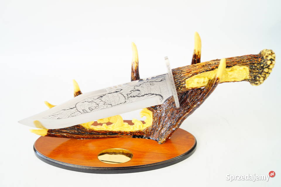 NÓŻ MYŚLIWSKI na stojaku dekoracja prezent wielkopolskie Gizałki sprzedam