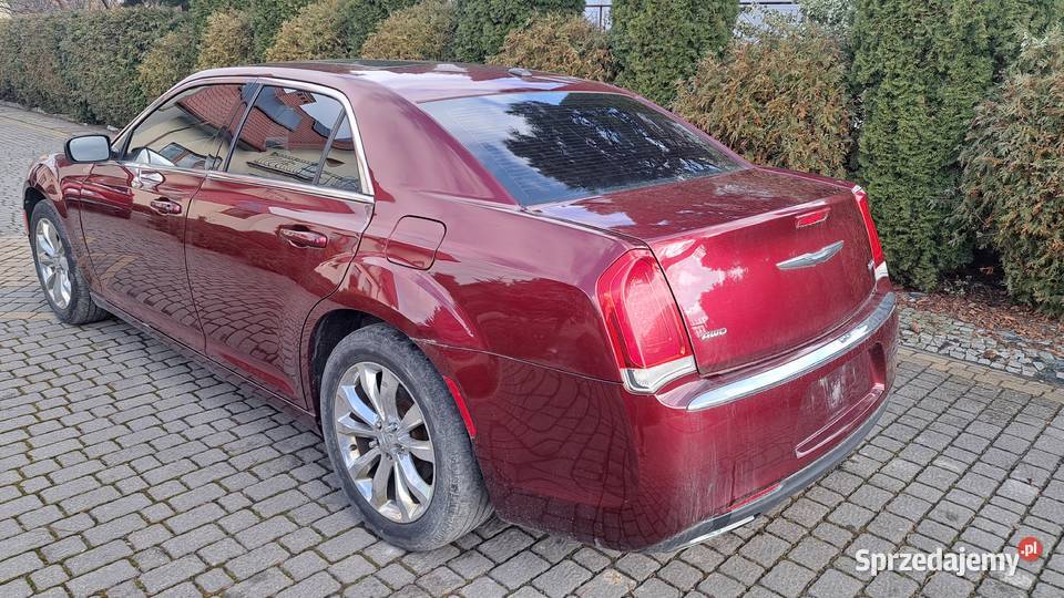Chrysler 300 36 Benzyna AWD Limited 2016r 4/5 lubelskie