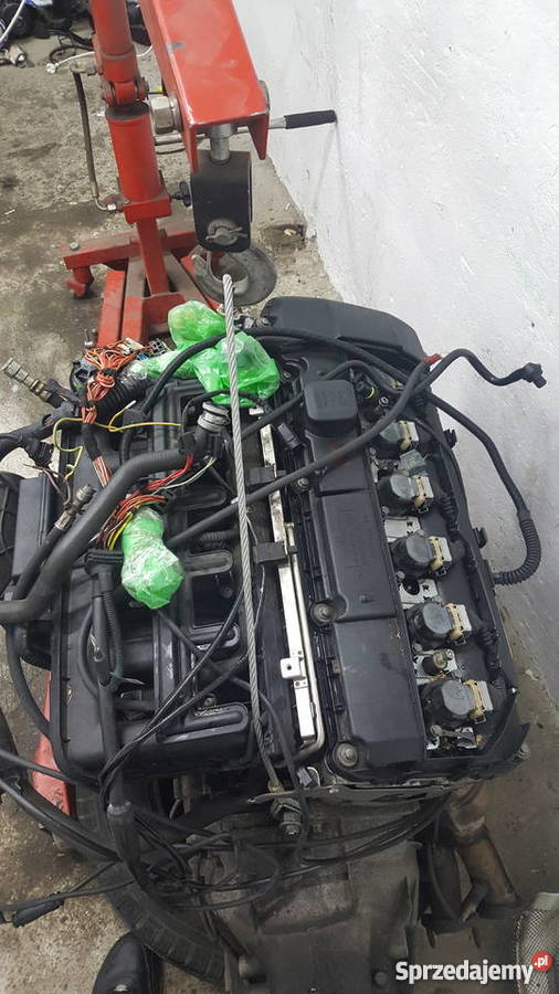 Sprzedam kompletny silnik bmw e46 m54b22 320Ci wielkopolskie Karłowice