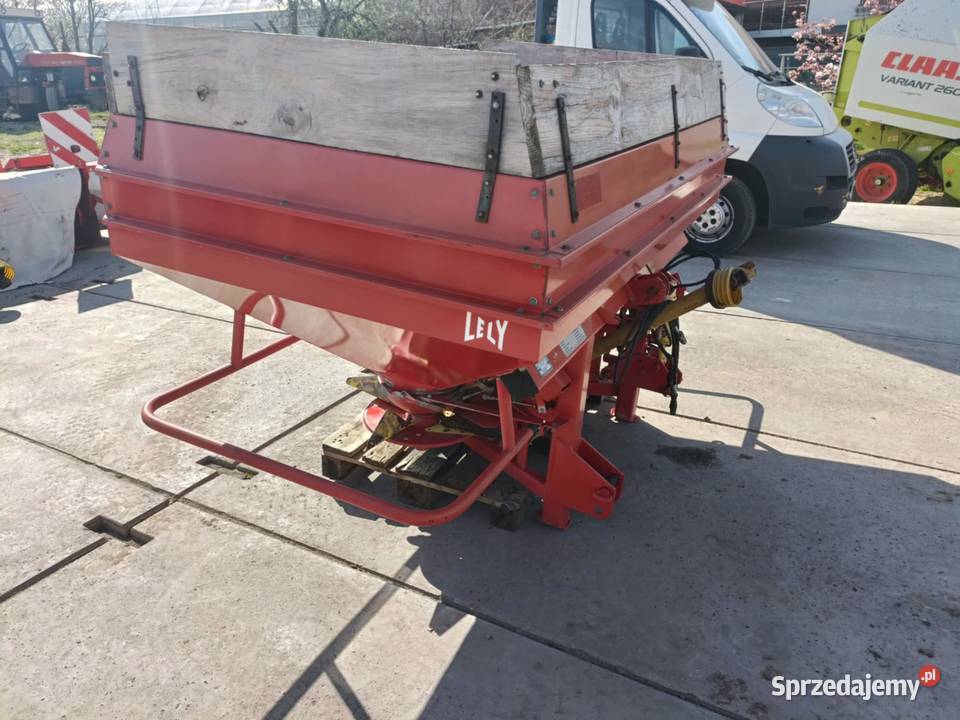 2000l Rozsiewacz nawozu LELY Centerliner SL Rozsiewacze nawozów Racibórz
