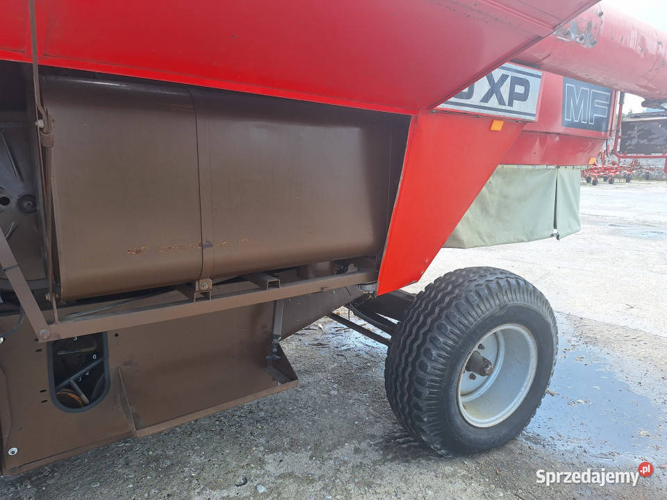 Kombajn zbożowy MasseyFerguson Szlachcin
