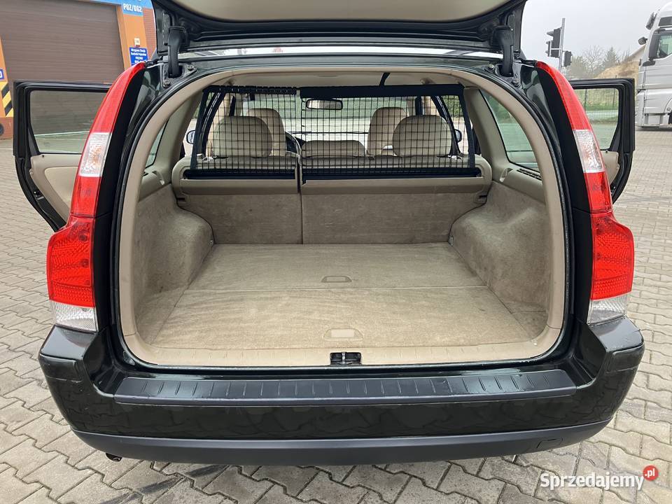 Volvo V70 24 170 LPG manual ABS wielkopolskie