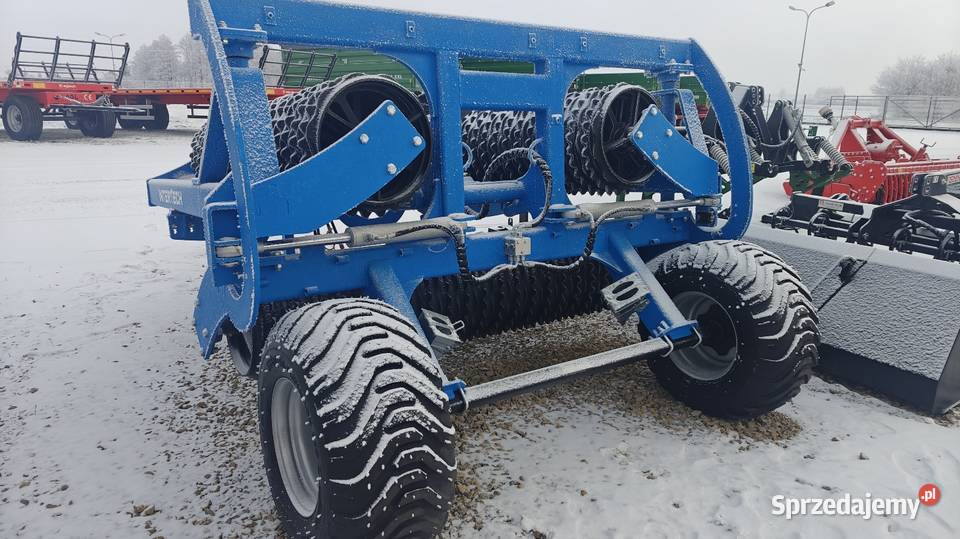 Wał posiewny żeliwny 63m 530mm INTERTECH na osi Kutno