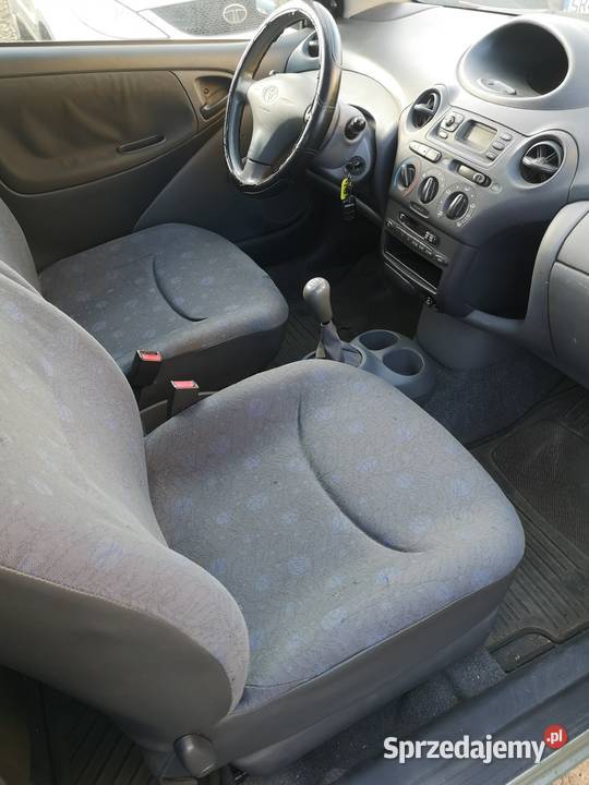 sprzedam toyota yaris 10 benzyna benzyna Yaris Bytom