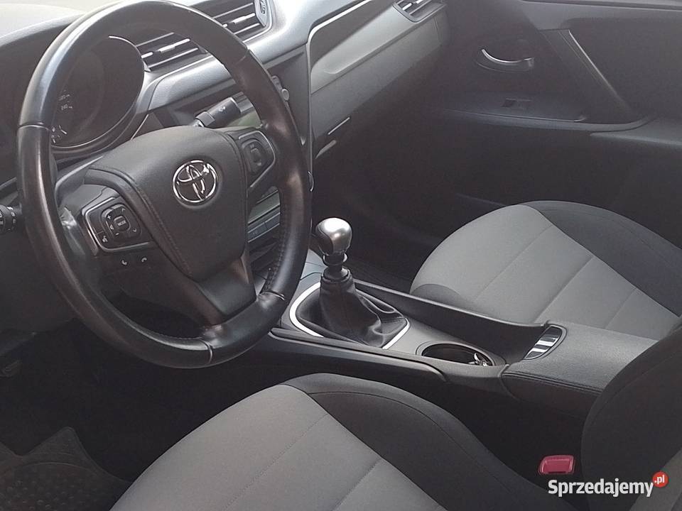 Toyota 178000km Drzewica