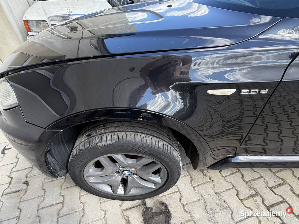 BMW X3 E83 Kompletny przód i inne części Rok produkcji 2008 Radom sprzedam