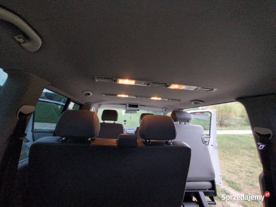 vw t5 caravele 2005r 9 osób klimanawiewy na Piotrkowice
