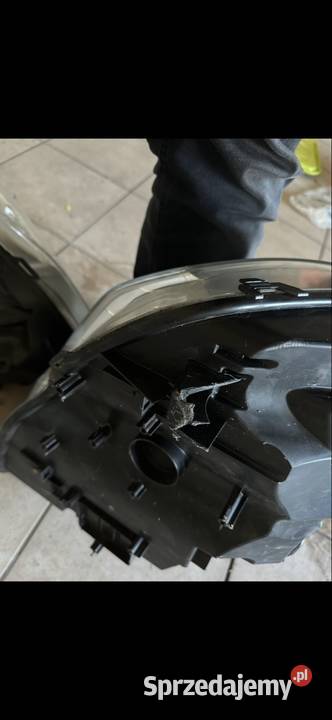 Mercedes Glk lampa prawy przód osobowe Lampy przednie Radomsko