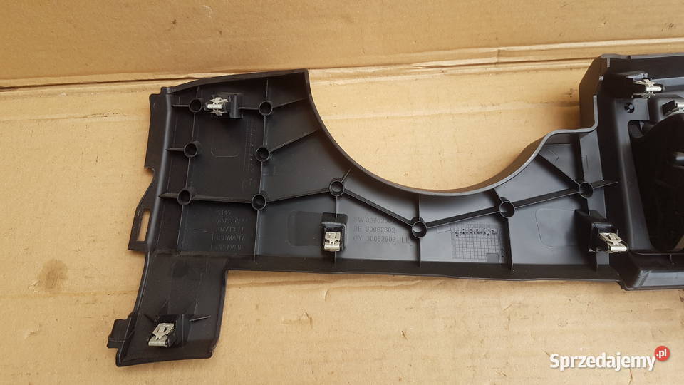 BMW 218d seria 2 F45 Active Tourer schowek lewy deski rozdzielcze, konsole