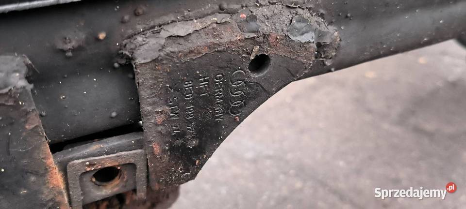 PAS PRZEDNI AUDI A4 B6 Lipno