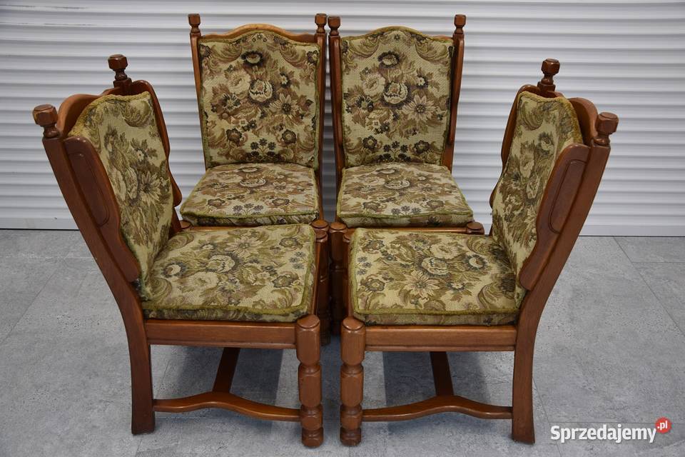 krzesła dębowe 4 sztuki super stan