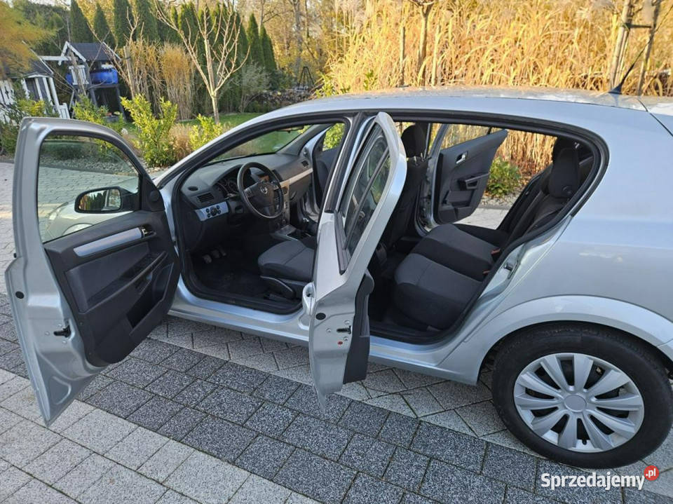 Opel Astra 16 105 klima elektryka zadbany H Hatchback dolnośląskie