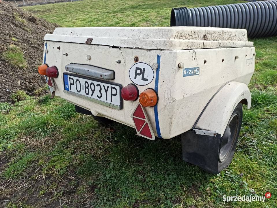 Przyczepka przyczepa Niewiadów n250 na cytrynach towarowe Poznań