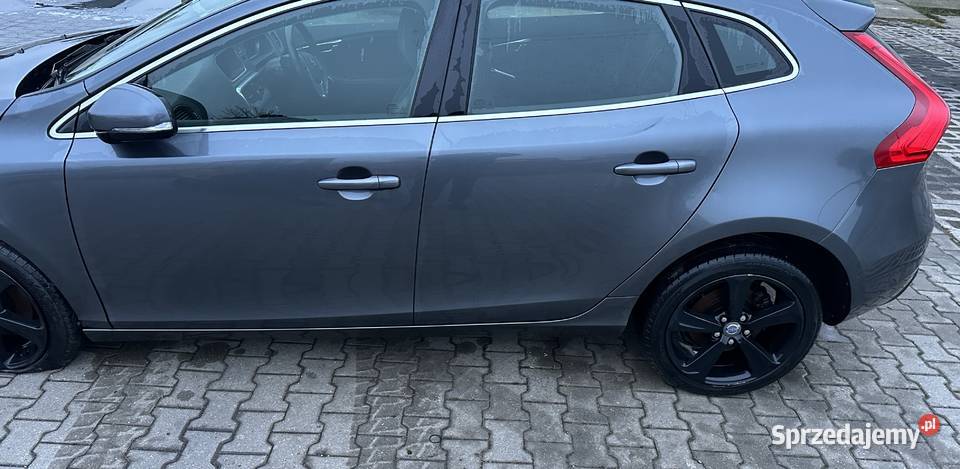 Kompletny Przód Volvo V40 Zestawy części blacharskich Skierniewice