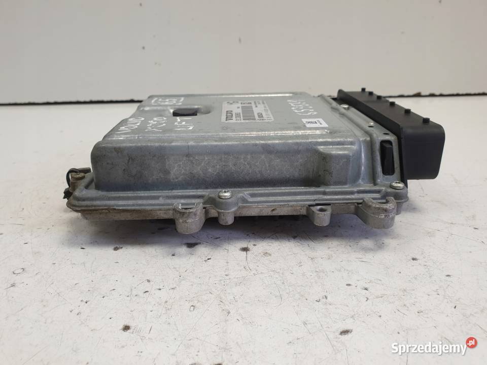 Volvo XC60 20 D3 STEROWNIK SILNIKA 0281018414