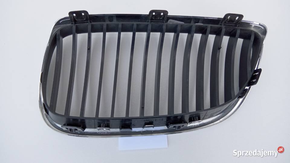 NERKA PRAWA GRILL ATRAPA BMW 3 E90 E91 E92 Karoseria