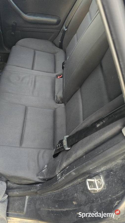 Fotele kanapa A4 B6 kombi podgrzewane osobowe Gorlice