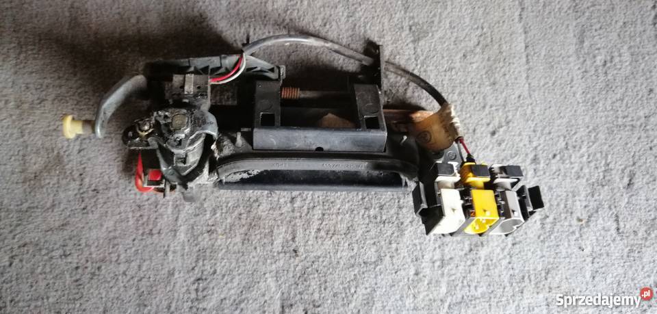 Bmw e36 klamka lewaz kluczykiem