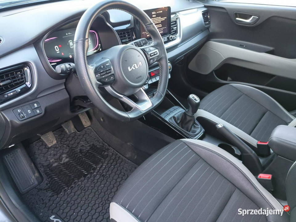 Kia Stonic Wersja L Salon Gwarancja do 2030 szary Bełchatów