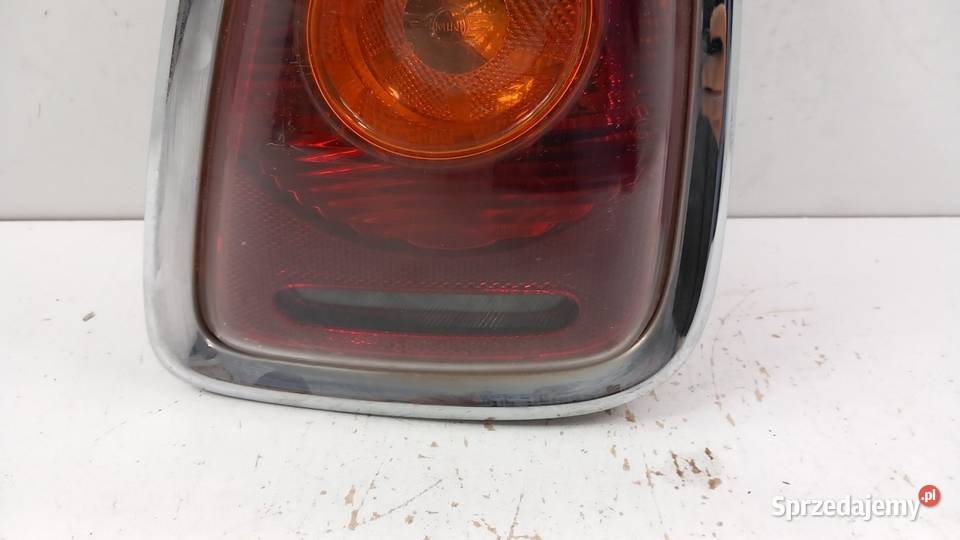 MINI COOPER R56 HB LAMPA TYŁ PRAWA Zbierkowo