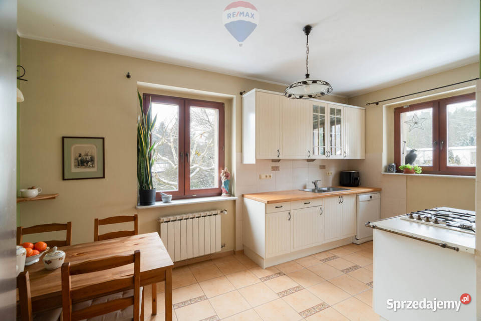 Ładny dom z potencjałem w lokalizacji Puszczykowo