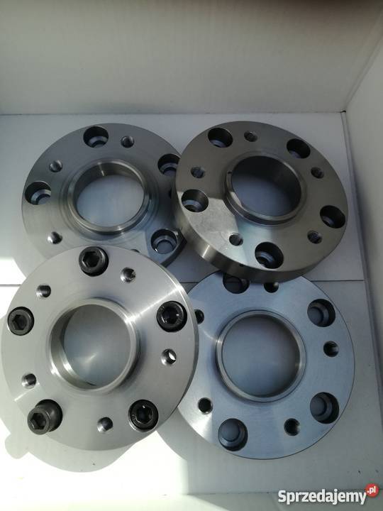 DYSTANSE ZMIENIAJĄCY ROZSTAW ŚRUB POD KLIENTA Kartuzy