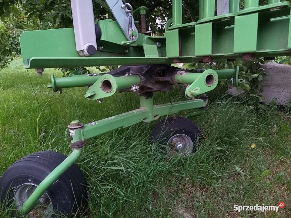 Sprzedam zgrabiarkę karuzelową Wola Malowana