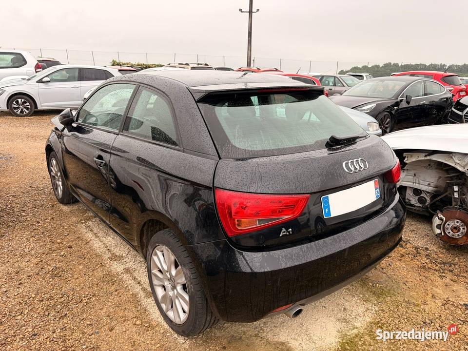 AUDI A1 16 TDi DPF 90 Ambition Luxe DB880 53669km Motoryzacja