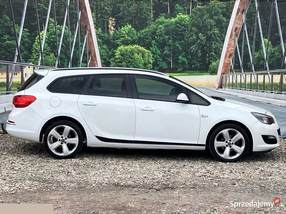 Opel Astra 14 T Color Edition 140 2016r Możliwy Radom