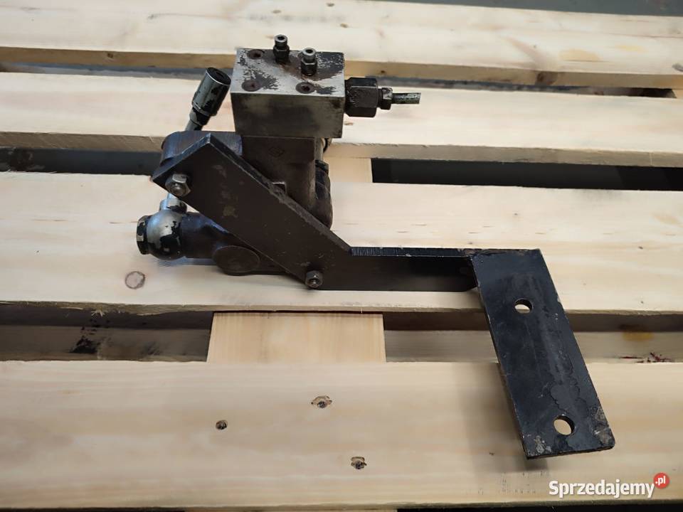 Zawór hydrauliczny 20255210 Deutz Fahr Agrotron Wilkowo
