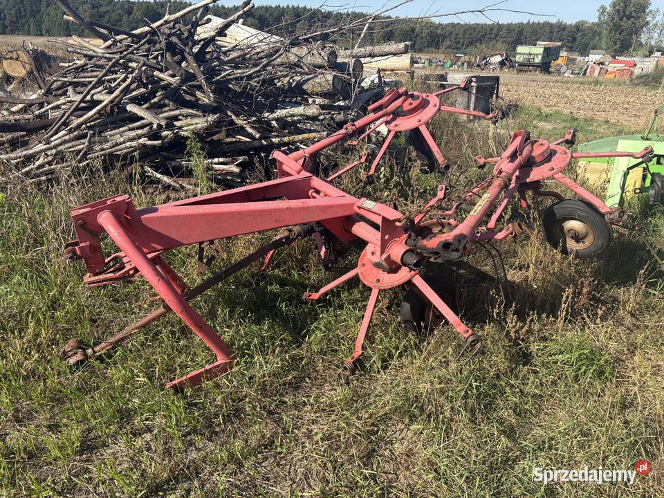 Przetrząsaczka Deutz Fahr łódzkie Guźnia