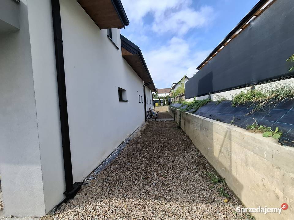Dom jednorodzinny pod Krakowem 7800 m2 do wykończenia Ochojno