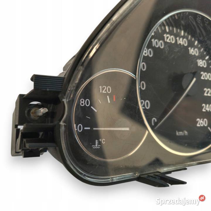LICZNIK ZEGARY A2035407547 Mercedes W203 22 CDI Liczniki i zegary Części samochodowe Chełm