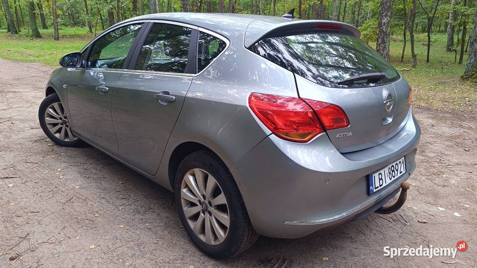 Opel Astra J 2010r 100KM Astra Siedlce