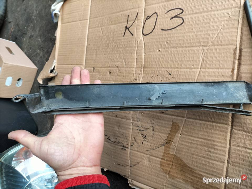 LISTWA POD LAMPE MERCEDES W124 Kamień-Kolonia