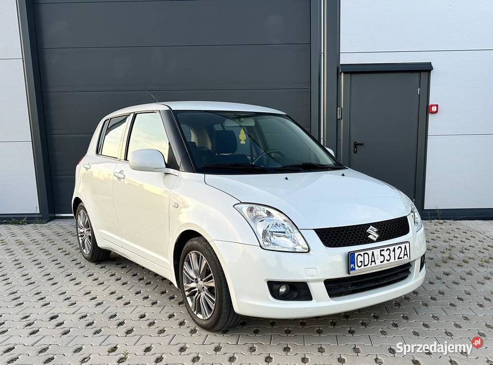 SUZUKI SWIFT 13 NIEZAWODNY ZADBANY BOGATA WERSJA nieuszkodzony Pruszcz Gdański sprzedam