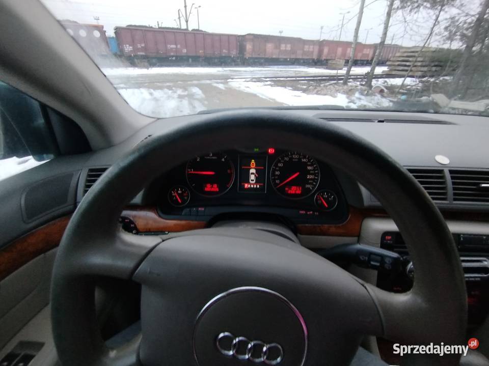 Sprzedam audi a4b6 wspomaganie kierownicy Dąbrowa Górnicza sprzedam