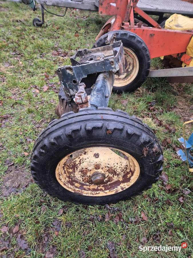 Przednia oś Ursus C330 kołyska koła zaczep Bucze sprzedam